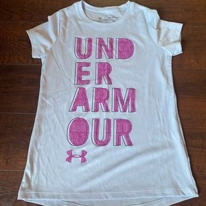 Under armor girls shirt white with pink under armor on front size xs